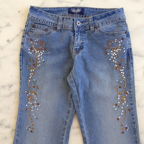 Angels Multicolor Embroidered Crystals and Sparkles Design Stretch Flare Jean. - Picture 6 of 6